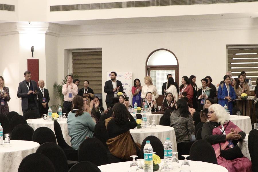 {image:url:description}